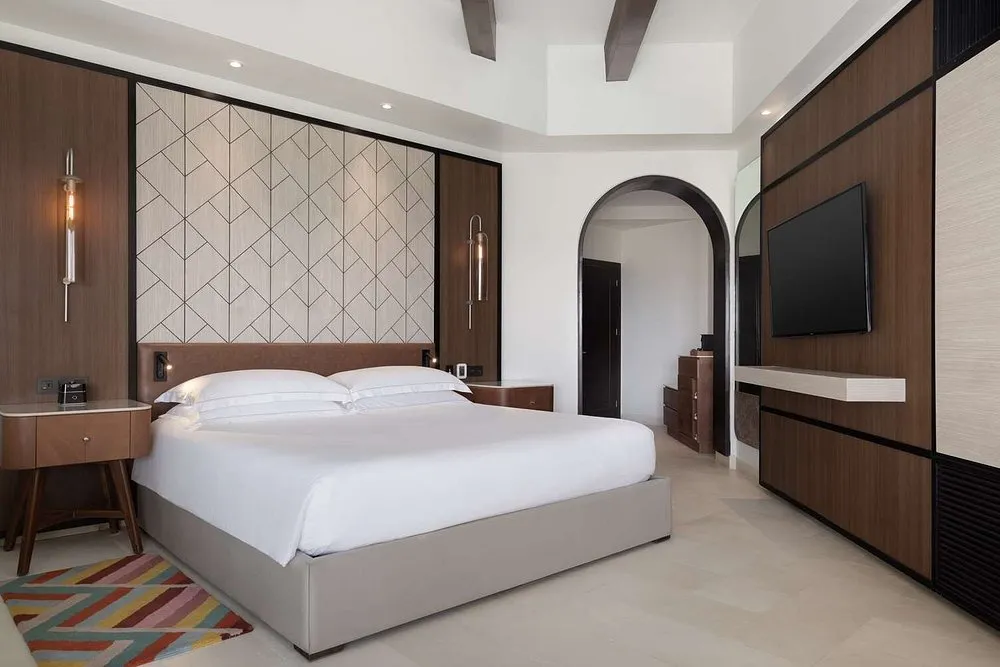 Luxury Suite at Trevlinn Casino Hotel